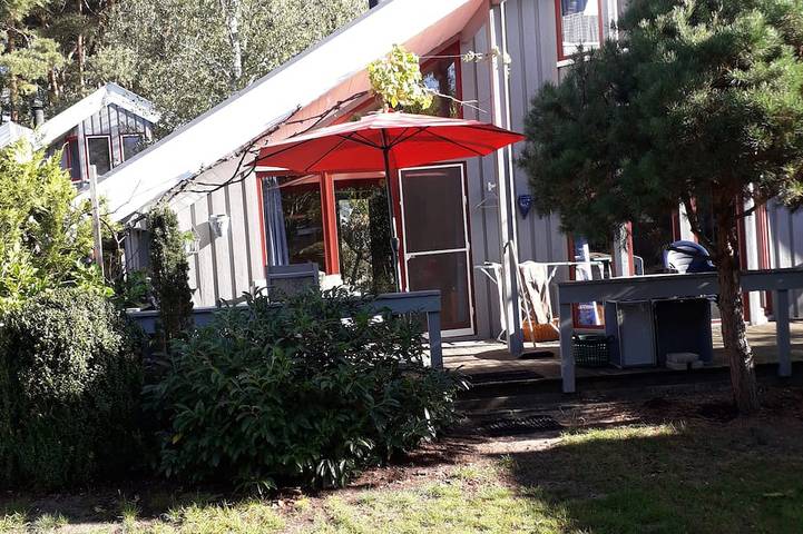 Ferienhaus für 6 Personen, mit Pool und Sauna sowie Garten in Granzow