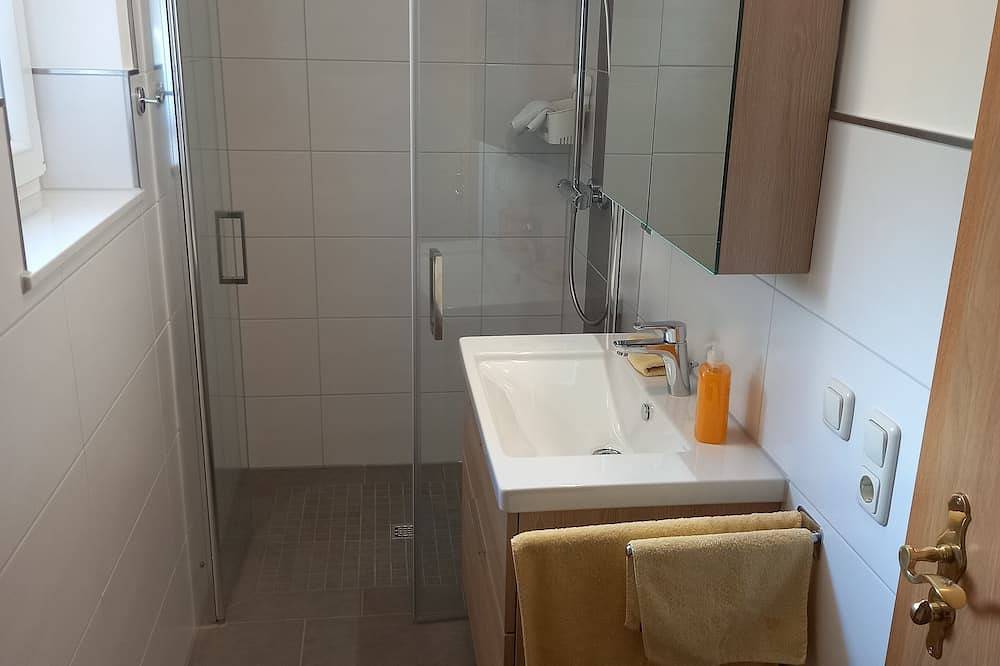 Ganze Wohnung, Ferienwohnung in ruhiger, ländlicher Lage in Großefehn, Landkreis Aurich