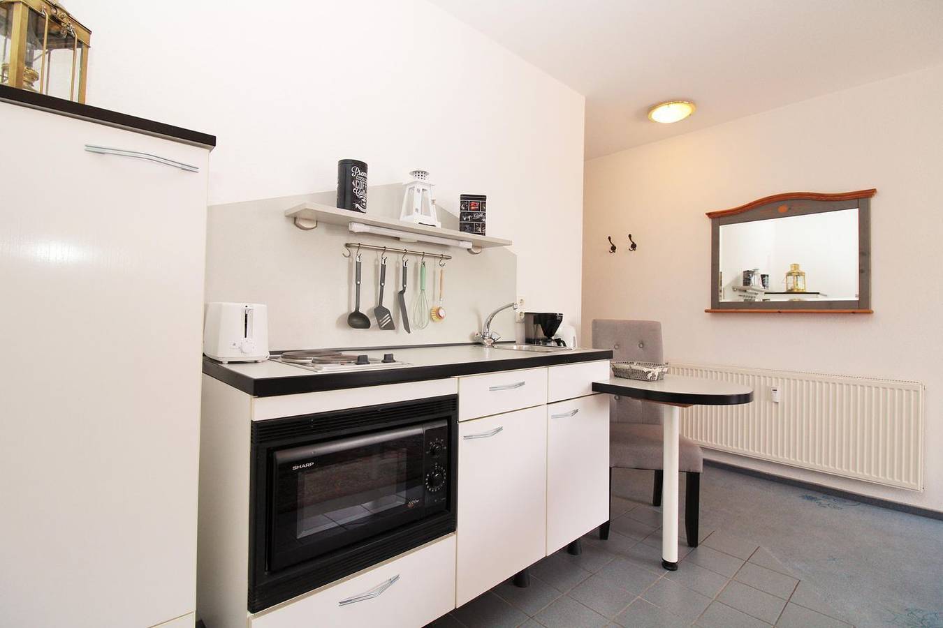 Ganze Wohnung, Res. Wischuer We 22: freundliche und helle 2-Zimmer-Fewo mit Balkon in Wischuer, Biendorf