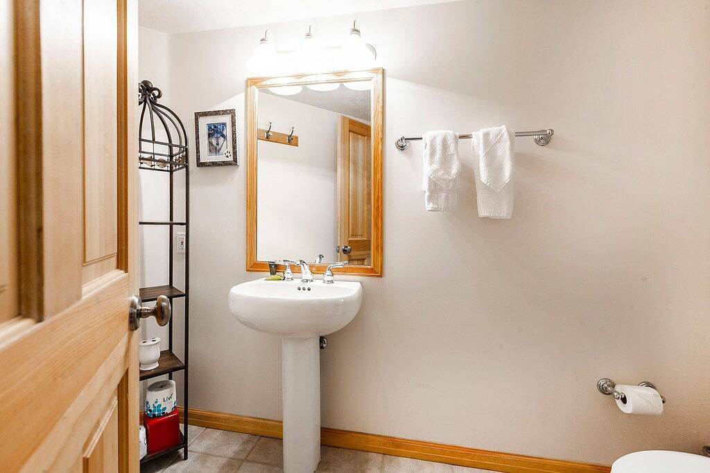 Ganze Wohnung, Caledonian 208 | Ski-In/Out | Private Hot Tub | Town View | On Main Street | Steps to Town Lift in Uinta Wasatch Cache National Forest