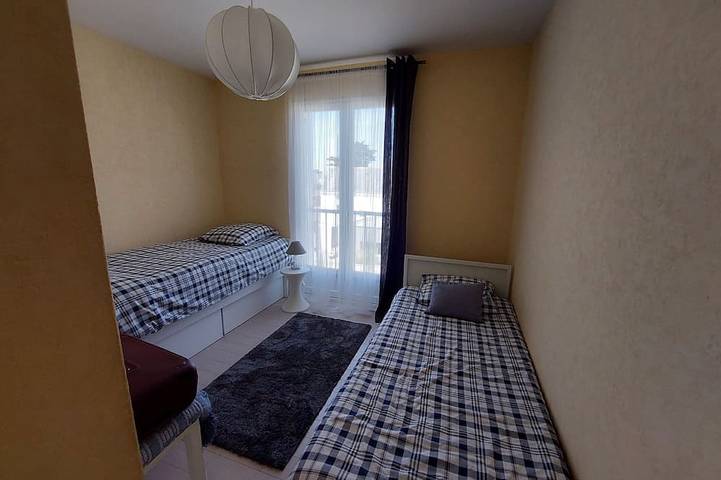 Gîte pour 4 personnes, avec balcon dans Plage de Port-Lin - 3