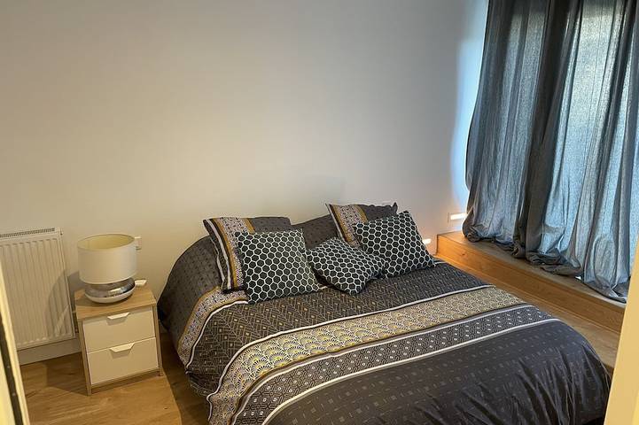 Location de vacances pour 2 personnes, avec terrasse, animaux acceptés à Genas - 4