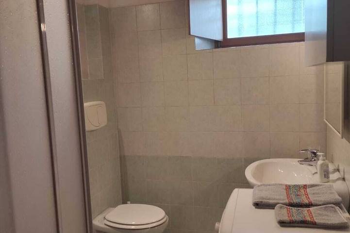 Apartamento entero, Lovely apartment with garden and parking space in Belluno in Belluno, Schiara