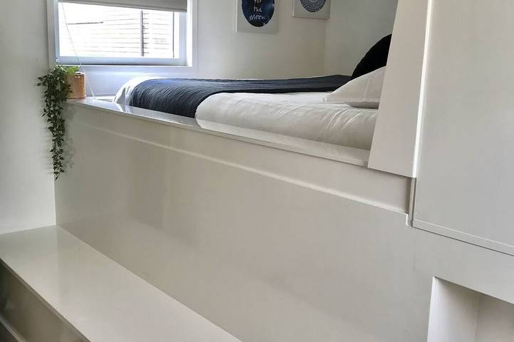 Quiet Waterloft near Amsterdam and Schiphol in Aalsmeer, Nordholland