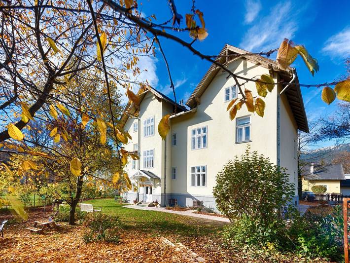 Ferienwohnung für 2 Personen, mit Balkon und Garten sowie Sauna