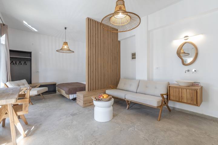 Chalet para 3 personas, con piscina para niños y jardín - 1