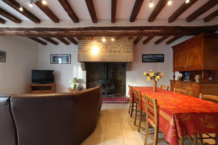 Gîte pour 4 personnes, avec jardin à Céaux - 3