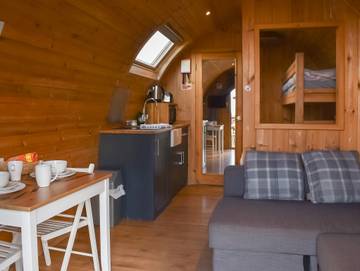 Glamping for 5 People in Cumbria, North West England, Photo 2