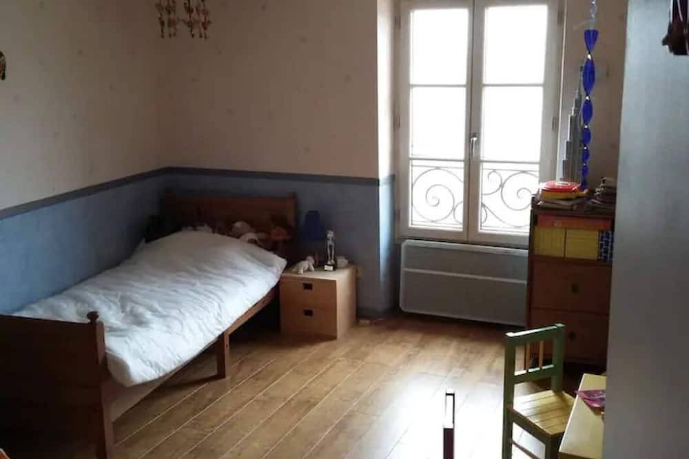 Maison 19e avec piscine, au coeur du village in Charpey, Région de Valence