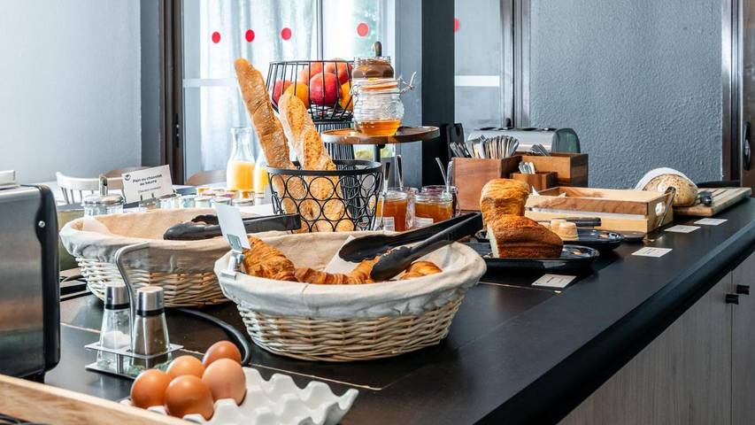 Hôtel pour 2 personnes, avec terrasse à Yutz - 2
