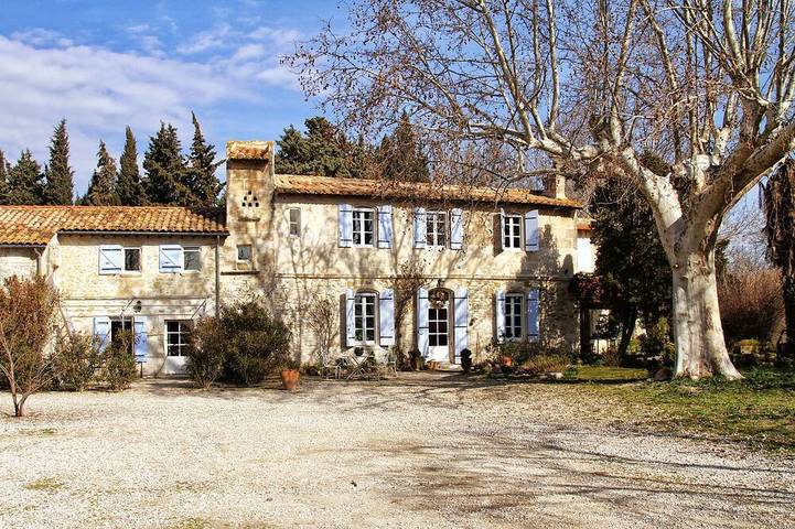 Gîte pour 2 personnes, avec Terrasse ainsi que Jardin et Piscine