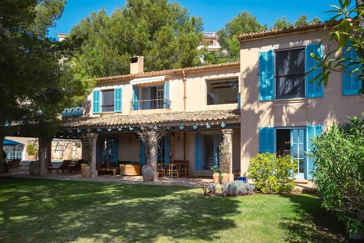 Villa pour 10 personnes, avec piscine et jardin ainsi que balcon et vue à Port d'Andratx - 3