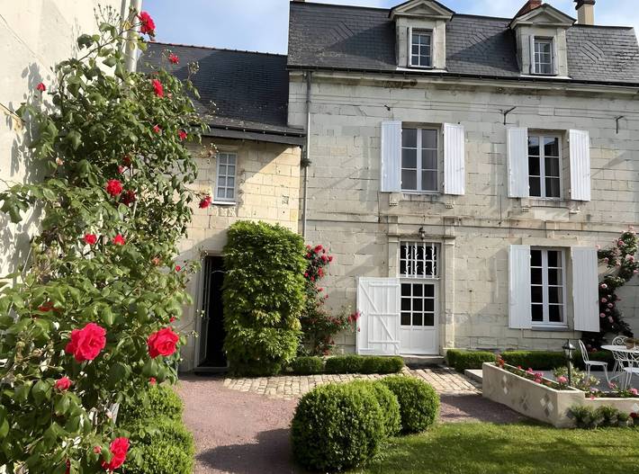 Holiday letting for 2 people, with garden in Loire Valley