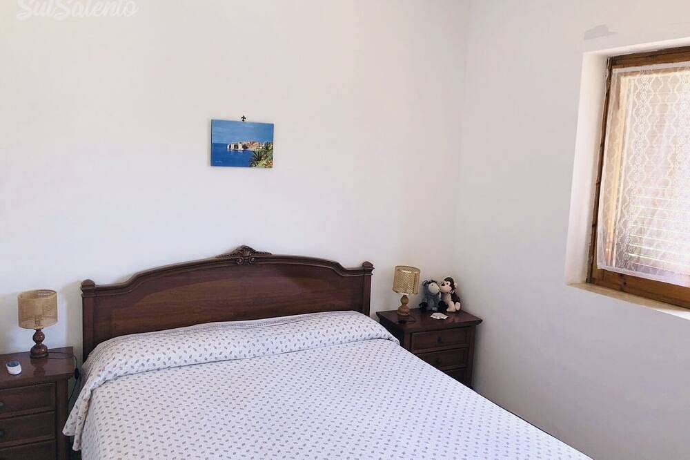 Entire apartment, Margarita apartment from 4 to 5 places 220 meters from the sea Lido Marini in Lido Marini, Gulf of Taranto