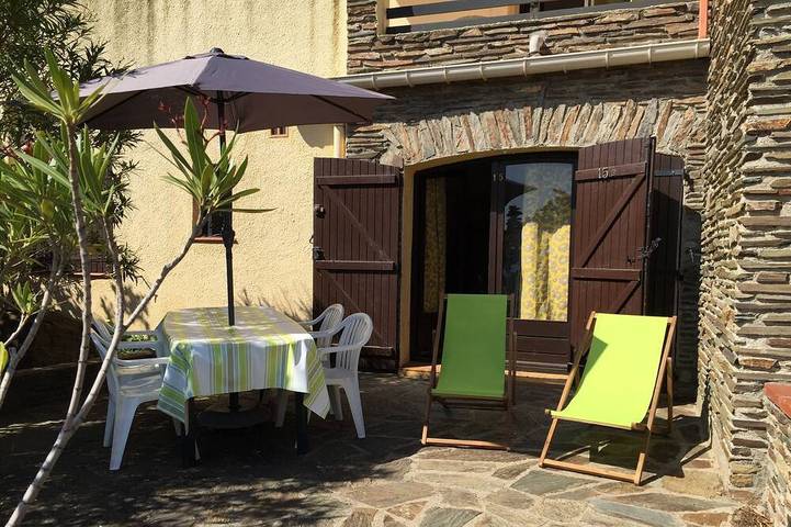 Gîte pour 2 personnes, avec piscine et terrasse dans Plage De La Balette Collioure