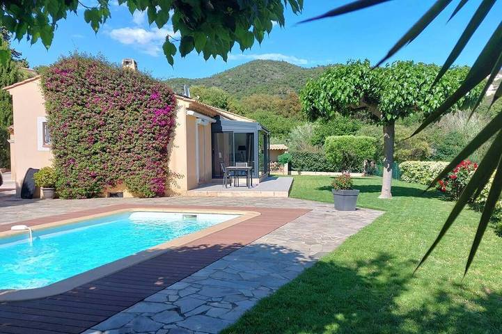 Location de vacances pour 6 personnes dans Golf de Valcros