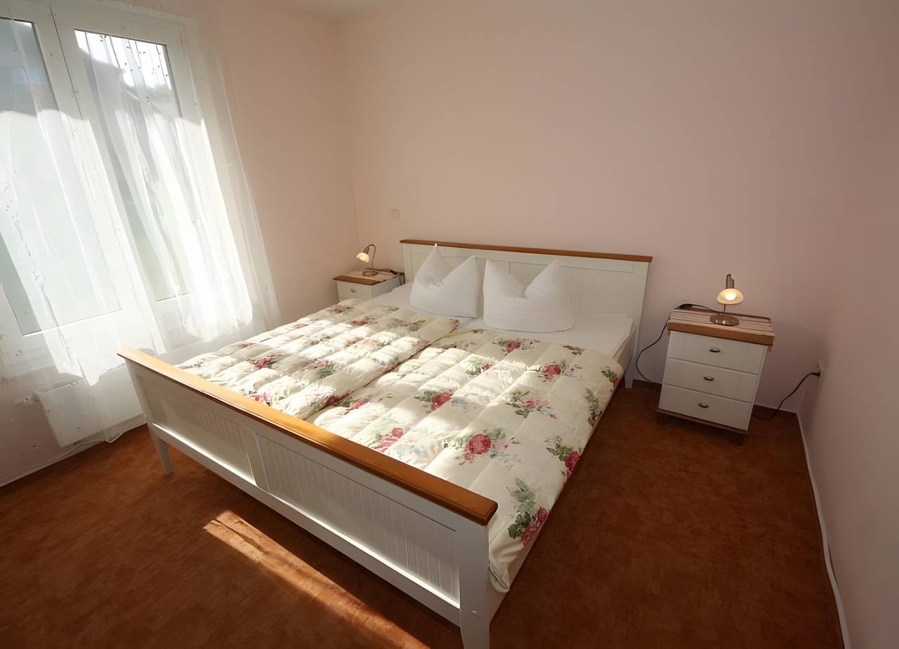 Ganze Wohnung, Apartment '8 Eg' mit privater Terrasse und Garten in Röbel, Müritz