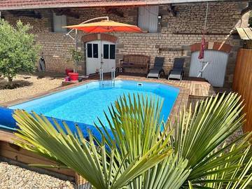 Gîte pour 2 personnes, avec jardin et piscine à Valojoulx