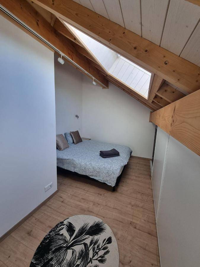 Appartement entier, Two-Bedroom Apartment in Feigères, Région de Saint-Julien-en-Genevois