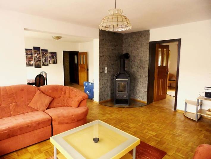 Ferienwohnung für 6 Personen, mit Balkon und Terrasse sowie Garten und Ausblick in Spangenberg