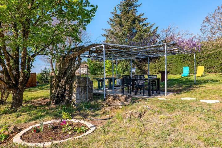 Location de vacances pour 4 personnes, avec jardin à Barjac - 2