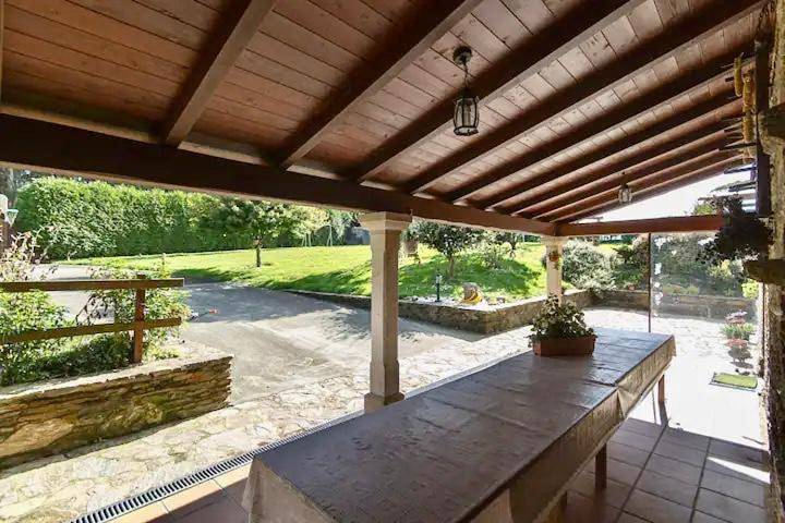 Casa Compostela in Bama, Touro 