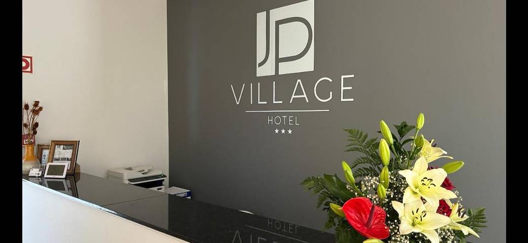Hôtel pour 2 personnes, avec Balcon et Terrasse ainsi que Jardin et Piscine dans Nelas