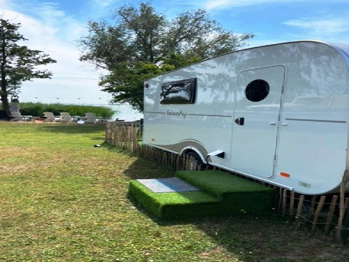 Camping für 2 Personen, mit Terrasse in Mecklenburg-Vorpommern