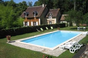 Gîte pour 12 personnes, avec jardin, animaux acceptés dans Eure-et-Loir