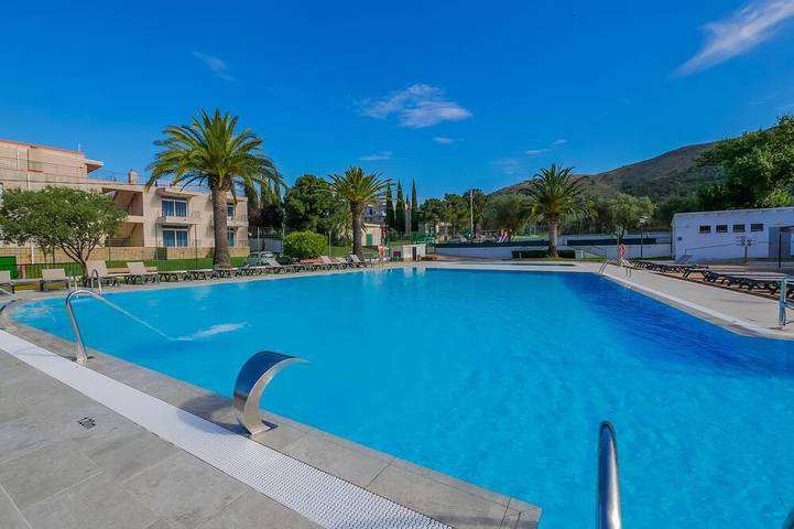 Gîte pour 4 personnes, avec piscine et jardin, animaux acceptés à Roses