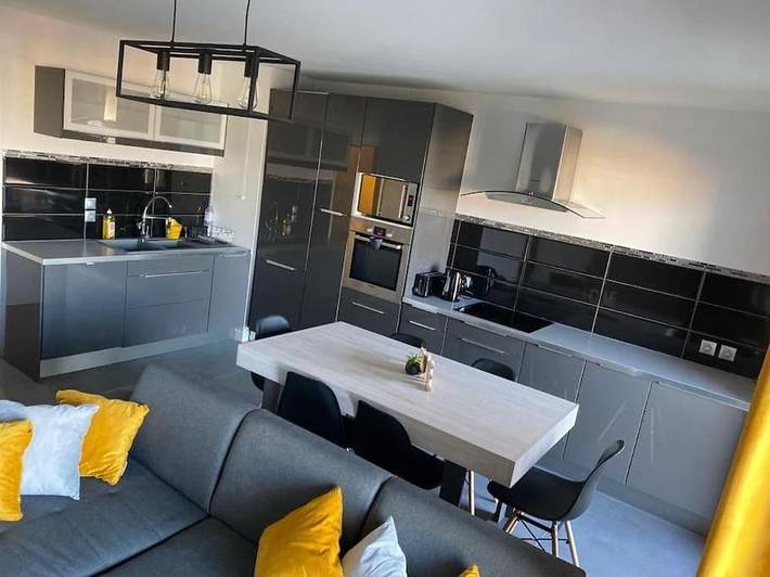 Gîte pour 5 personnes, avec balcon à Seynod - 4