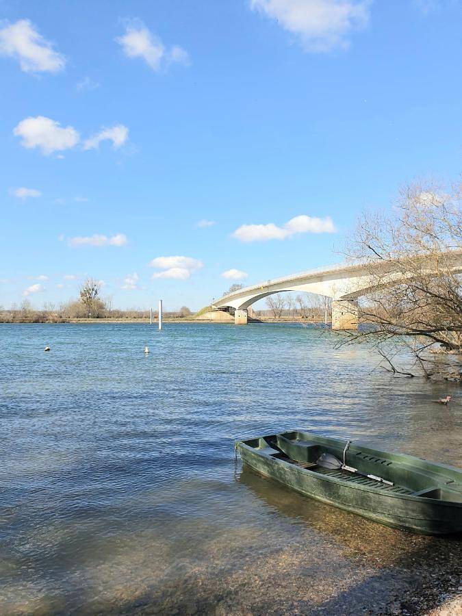 Location de vacances pour 4 personnes, avec vue et jardin à Saint-Germain-du-Plain - 3