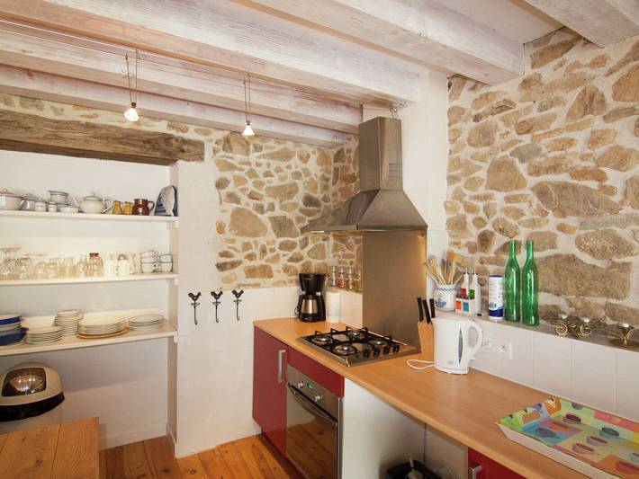 Gîte pour 5 personnes, avec terrasse ainsi que jardin et piscine, adapté aux familles à Roussines - 4