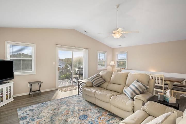 Vacation rental for 8 people, with terrace in Emerald Isle