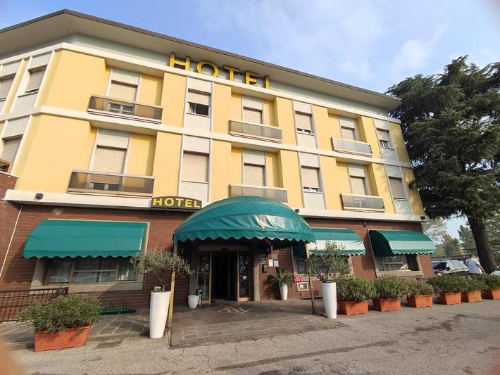 Hotel für 2 Personen in Brescia