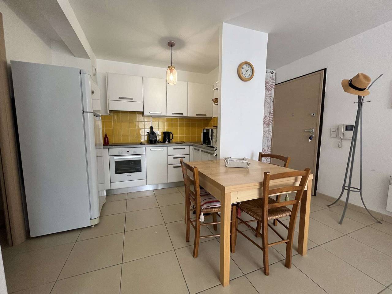 Apartamento entero, Moriani Playa: Apartamento con Terraza, Cerca de la Playa y Comercios in Moriani-Plage, Región de Corte