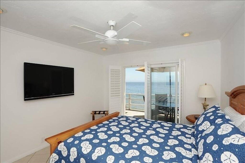 Ganze Wohnung, Luxuriöse Oceanfront Retreat auf trockenen Sand Carbon-Beach - Delphin- in Malibu Beach, Malibu