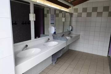 Camping pour 4 Personnes dans Vendoire, Périgord Vert, Photo 3