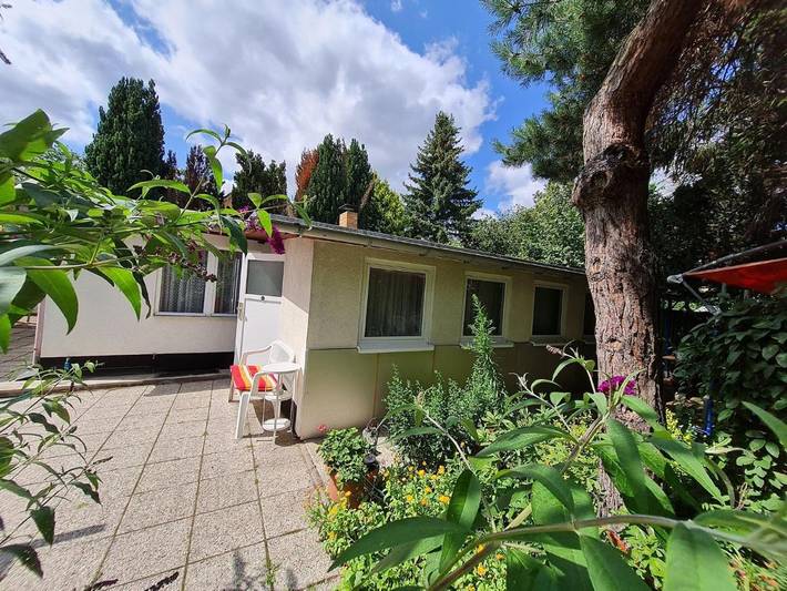Bungalow für 5 Personen, mit Terrasse und Garten