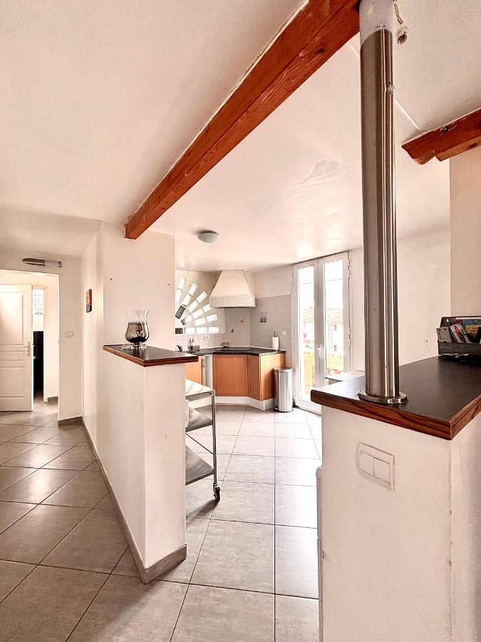 Gîte pour 7 personnes, avec terrasse, animaux acceptés à Vinon-sur-Verdon - 4