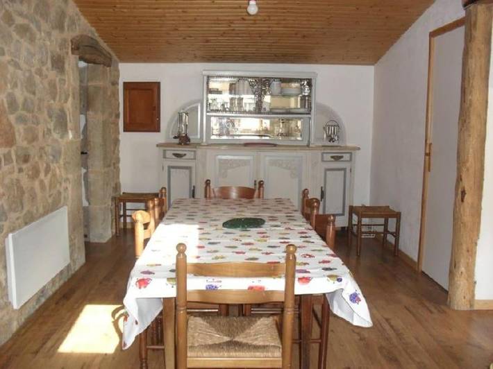 Location de vacances pour 6 personnes, avec jacuzzi ainsi que piscine et balcon à La Cresse - 2