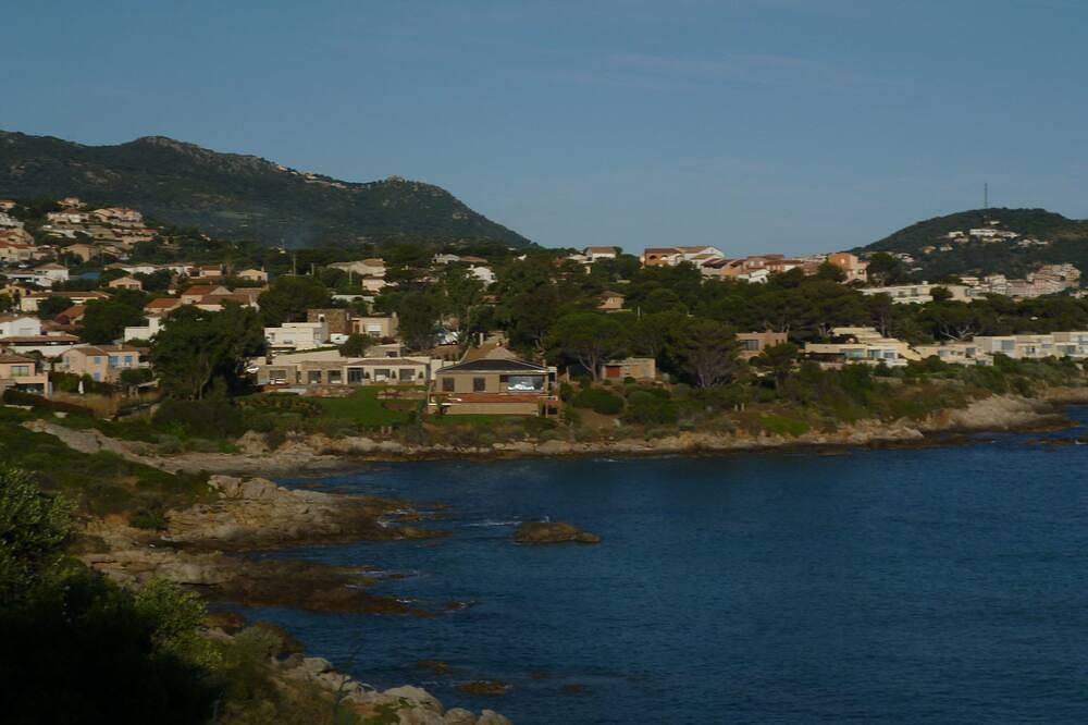 Studio in ruhiger und sonniger Lage am Meer. in Monticello, Calvi und Umgebung