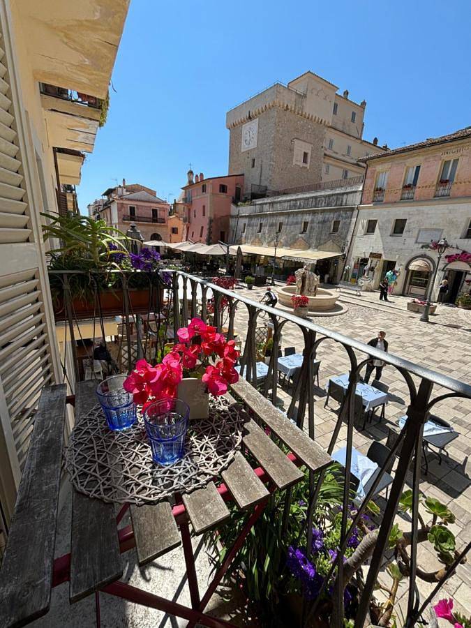 Ferienwohnung für 3 Personen, mit Ausblick und Balkon - 1