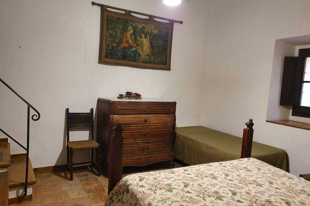 Can Mas Pere - Authentic village apartment in Forallac, Costa Brava