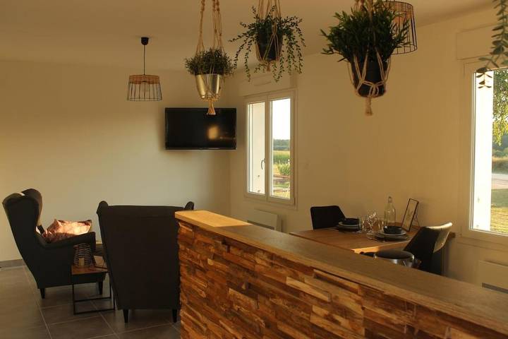 Gîte pour 2 personnes, avec vue et terrasse dans Hautmougey