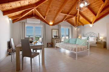 Studio voor 4 Personen in Planos, Zakynthos, Afbeelding 1