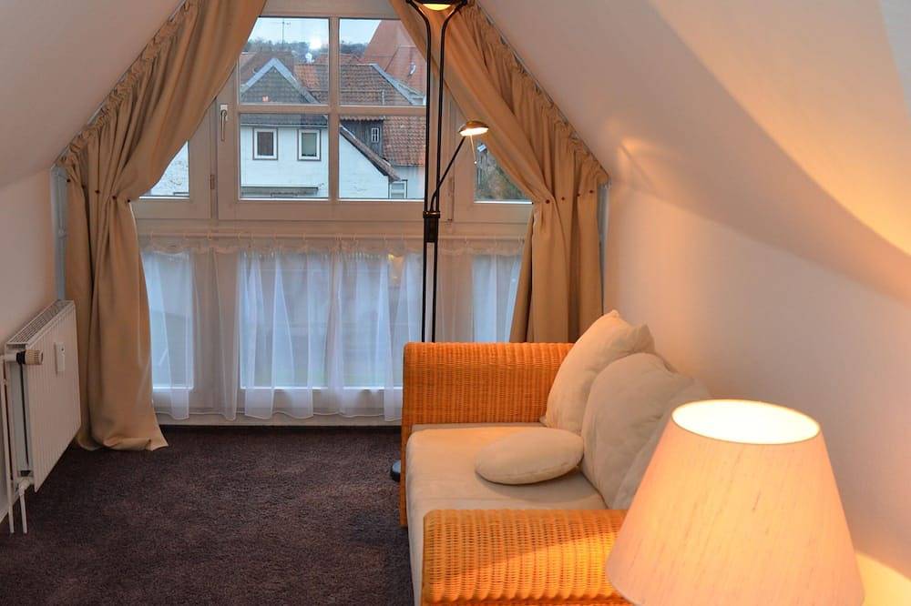 Entire apartment, Exclusive maisonette 83sqm, quiet, central location, in the old town in Lüneburg, Nordheide