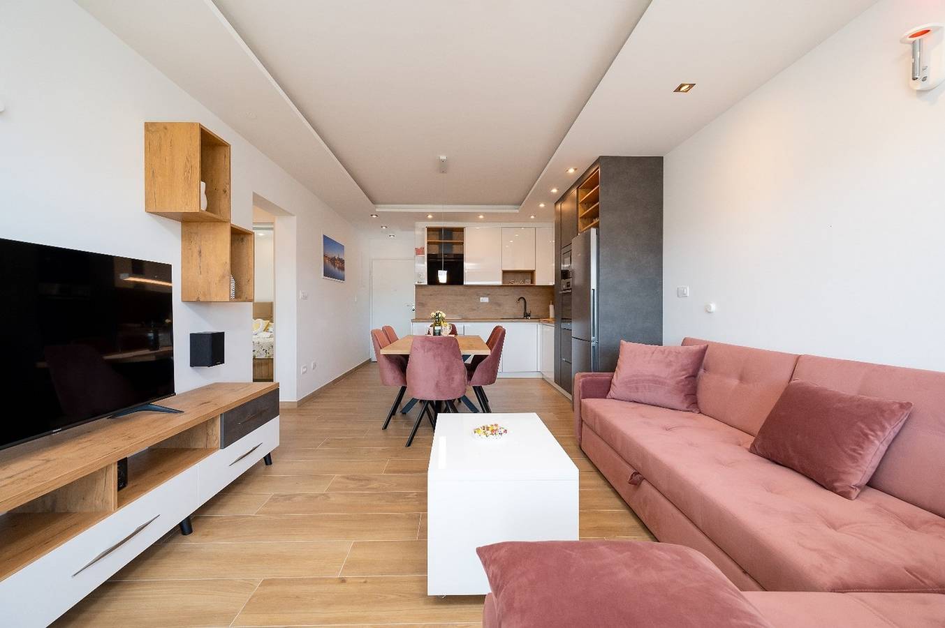 Apartamento entero, Modern Two Bedroom Apartment in Trogir, Condado de Split-Dalmacia