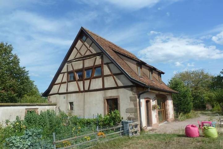 Location de vacances pour 12 personnes, avec jardin, animaux acceptés à Neuwiller-lès-Saverne