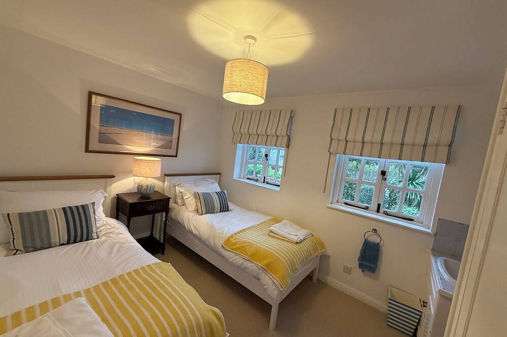 Schönes Häfen aufgeführtes Küstenwachen-Häuschen, Snowhill, Westwittering in West Wittering Beach, West Wittering